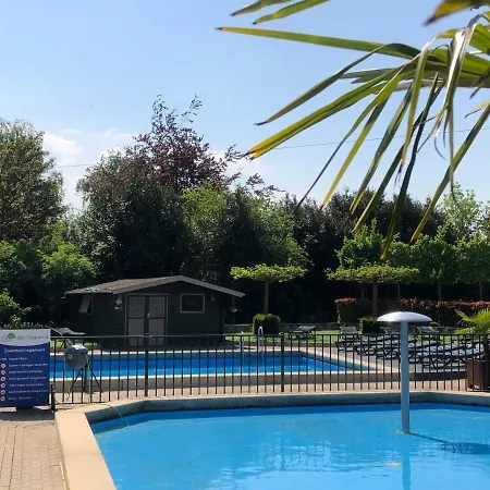 Kamp alanı Woodlodge High Chaparral *