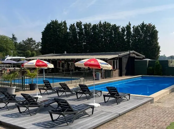 Woodlodge High Chaparral * Oorsbeek