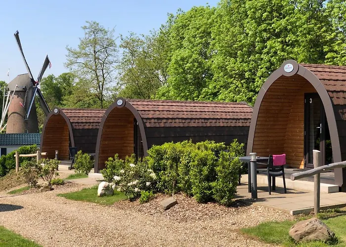 キャンプ場 Woodlodge High Chaparral Oorsbeek