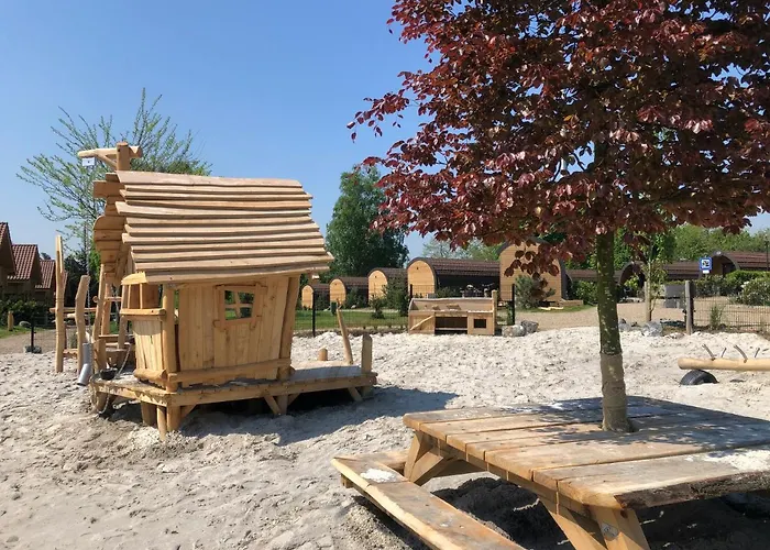 Kamp alanı Woodlodge High Chaparral Oorsbeek